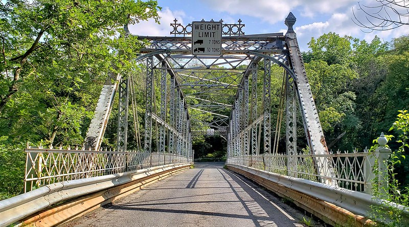 Nearly half of structurally deficient bridges in Connecticut are local bridges